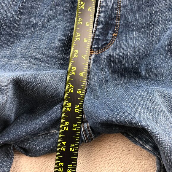 Lee Women's Jeans Size  33x30 Measured Relaxed Fit Straight Leg High Rise Blue - Picture 6 of 15